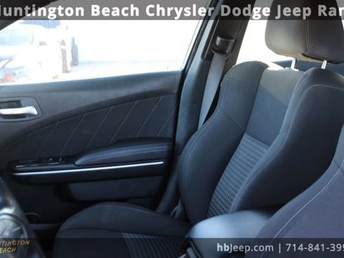 Used 2022 Dodge Charger GT image 29