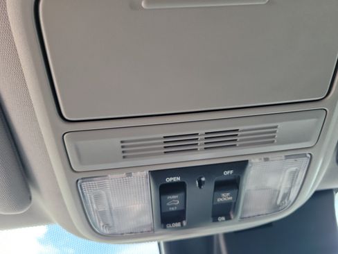 Used 2022 Honda Pilot Special Edition image 32