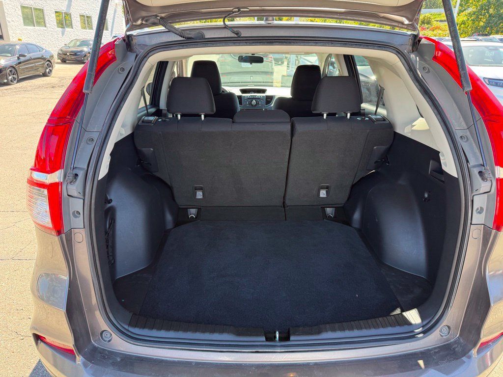 Used 2016 Honda CR-V SE image 7
