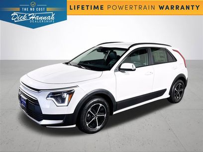 New 2025 Kia Niro EX