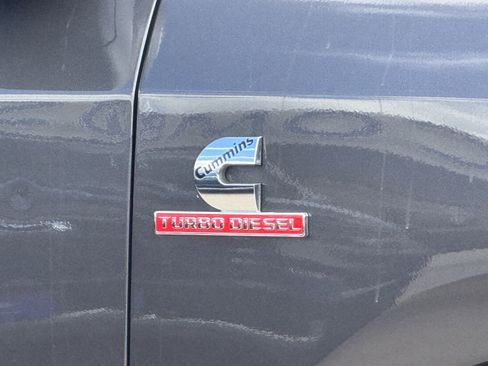 Used 2024 RAM 3500 Tradesman w/ Chrome Appearance Group image 4