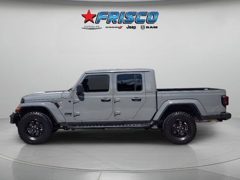 Used 2023 Jeep Gladiator Sport AWD/4WD image 6
