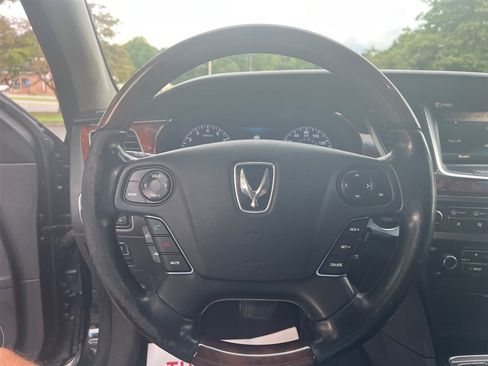 Used 2015 Hyundai Equus Signature RWD image 37