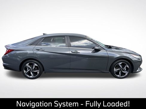 Used 2023 Hyundai Elantra Limited FWD image 10