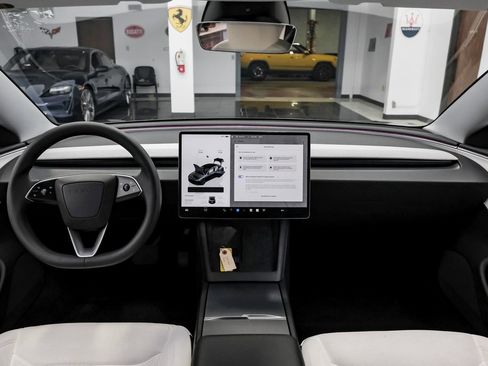 Used 2025 Tesla Model 3 Long Range image 19