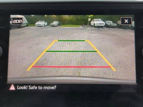 Used 2021 Volkswagen Atlas Cross Sport SE FWD image 11