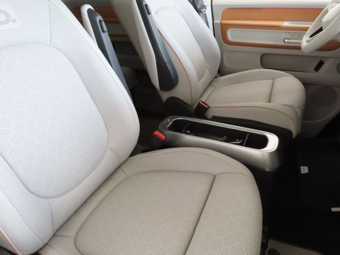 New 2025 Volkswagen ID. Buzz 1st Edition image 26