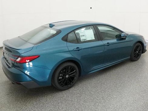 New 2026 Toyota Camry SE image 22