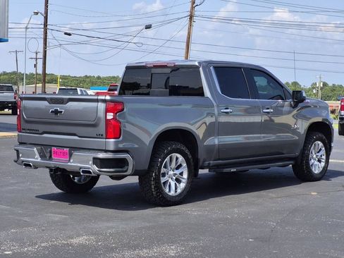 Used 2021 Chevrolet Silverado 1500 LTZ w/ Safety Package II AWD/4WD image 6