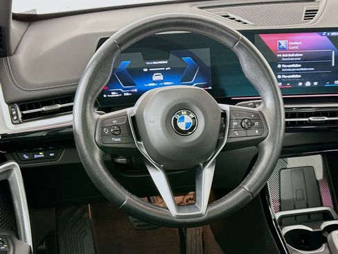 Used 2025 BMW X1 xDrive28i AWD/4WD image 18