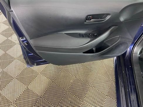 Used 2025 Toyota Corolla LE image 17