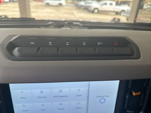 Certified 2022 Ford Bronco Badlands image 11