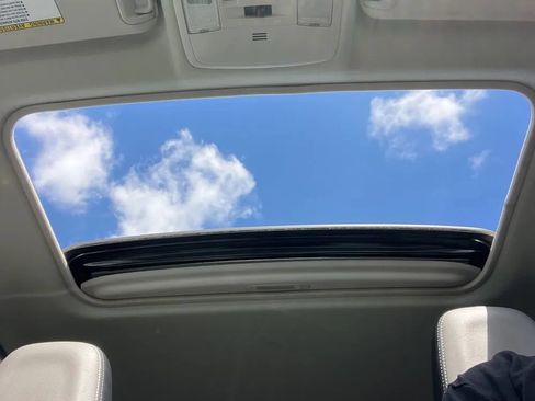 Used 2017 Toyota RAV4 Limited w/ All Weather Liner Package AWD/4WD image 16
