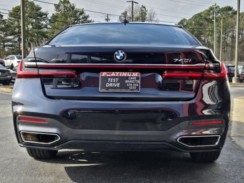 Used 2021 BMW 740i xDrive w/ M Sport Package image 8