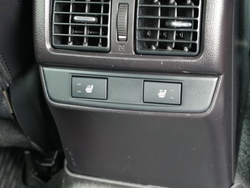 Used 2017 Subaru Outback 3.6R Limited image 30