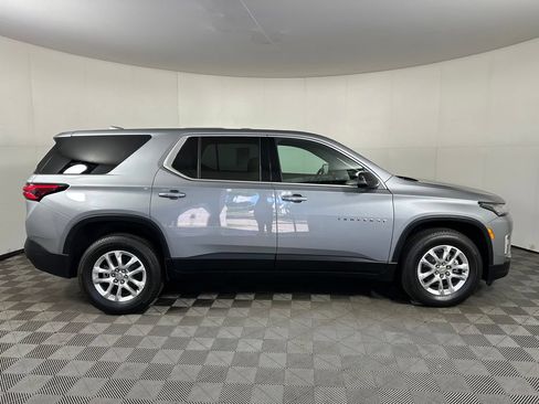 Used 2024 Chevrolet Traverse LS FWD image 6