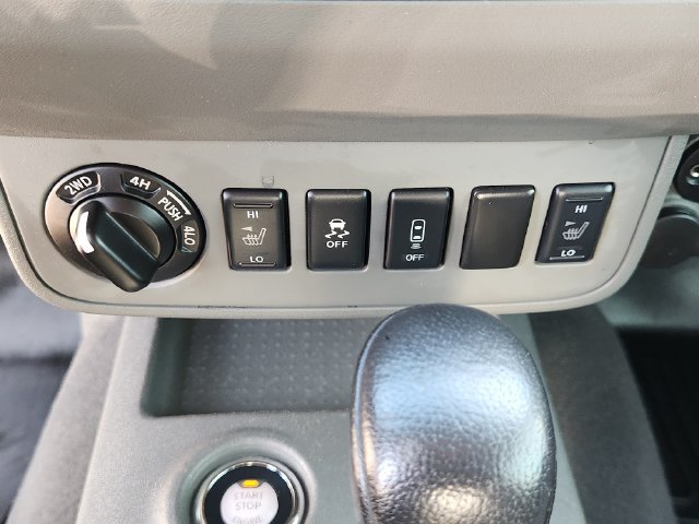Used 2020 Nissan Frontier SV AWD/4WD image 18