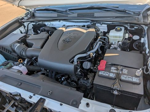 Used 2023 Toyota Tacoma TRD Off-Road image 20