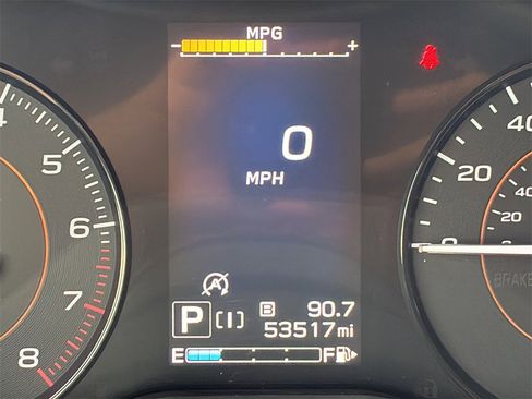 Used 2021 Subaru Crosstrek 2.0i Premium w/ Moonroof Package image 21