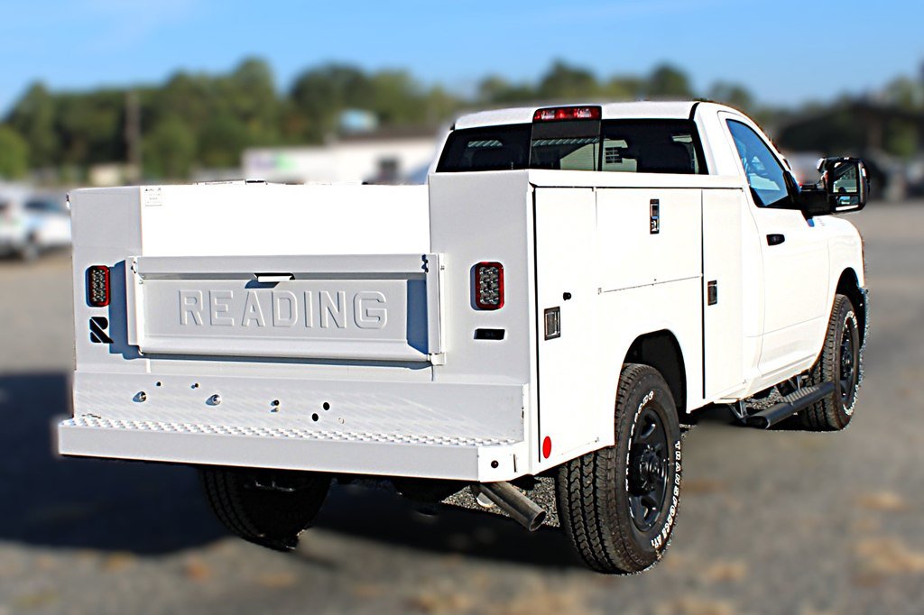 Used 2025 RAM 3500 Tradesman RWD image 5