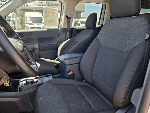 Certified 2025 Ford Maverick XL FWD image 24