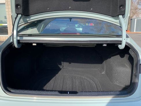 Used 2025 Kia K4 LXS image 29