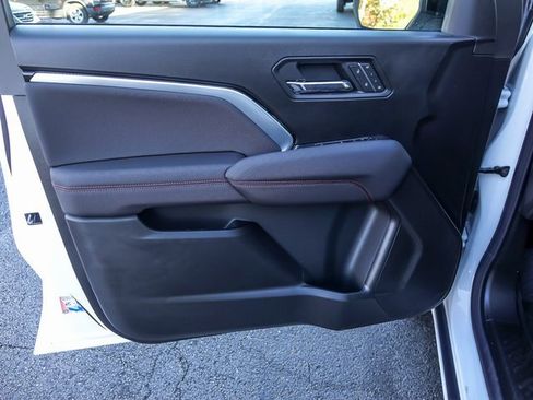 New 2026 Chevrolet Colorado Z71 w/ Technology Package image 12