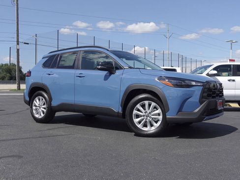 New 2026 Toyota Corolla Cross LE AWD/4WD image 4