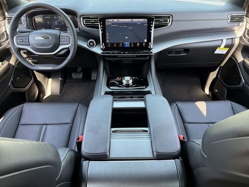 New 2026 Jeep Grand Wagoneer Limited AWD/4WD image 18