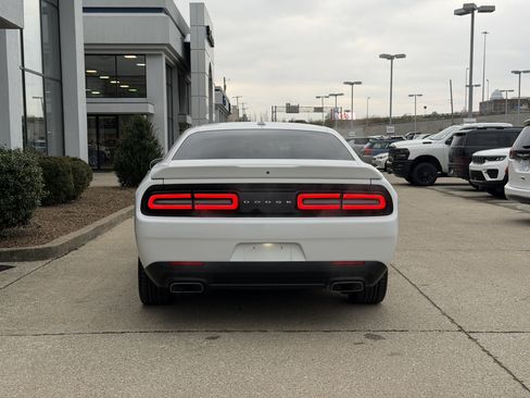 Used 2020 Dodge Challenger R/T w/ Plus Package image 6