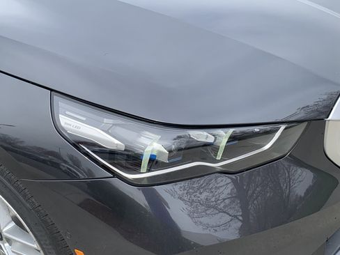 Certified 2025 BMW 530i xDrive w/ M Sport Package image 11