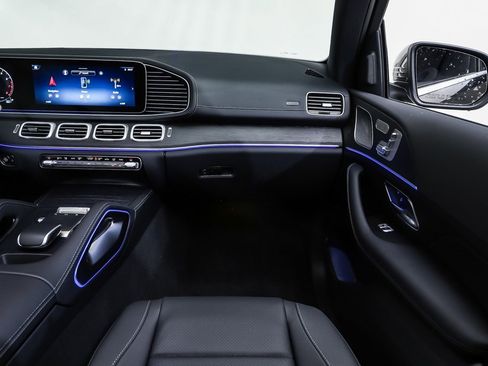 New 2025 Mercedes-Benz GLE 450 4MATIC Coupe image 18