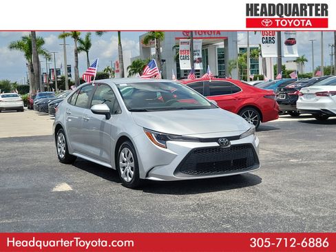 Used 2022 Toyota Corolla LE FWD image 1