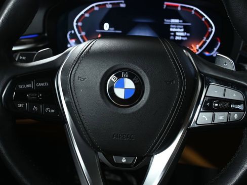 Certified 2023 BMW 530i xDrive w/ Premium Package image 19