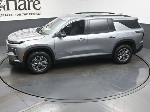 New 2026 Chevrolet Traverse LT w/ Driver Confidence Package image 37