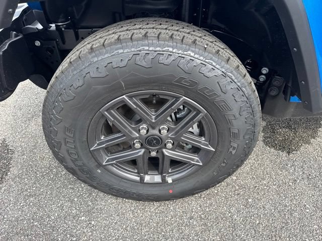 New 2026 Jeep Gladiator Sport AWD/4WD image 15