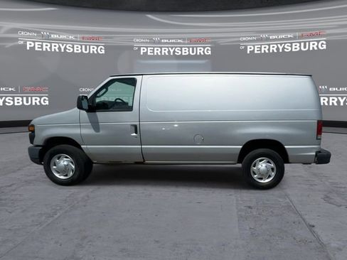 Used 2013 Ford E-250 and Econoline 250 w/ Commercial Cargo Van Pkg RWD image 5