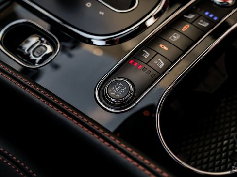 Used 2018 Bentley Flying Spur S V8 image 84