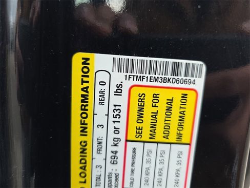 Used 2011 Ford F150 STX w/ Communications Pkg image 28