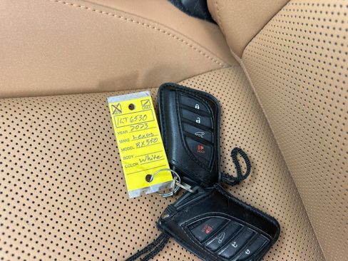 Used 2023 Lexus RX 350 Premium image 34
