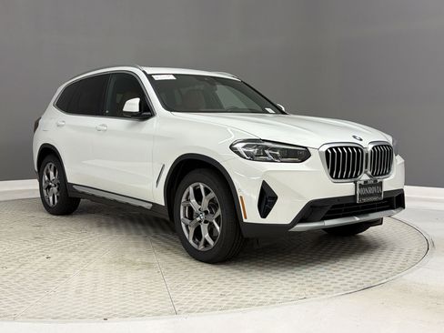 Used 2023 BMW X3 xDrive30i w/ Premium Package AWD/4WD image 7