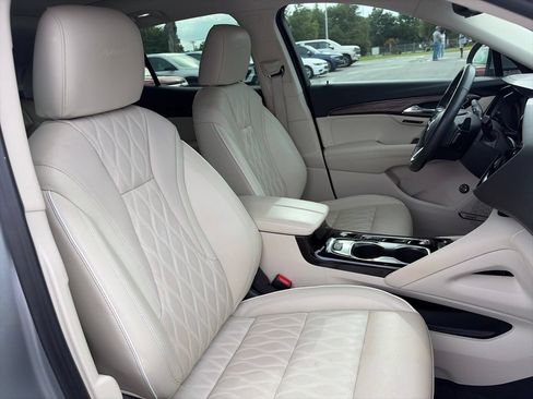 Used 2023 Buick Envision Avenir FWD image 10