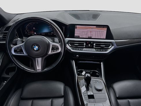 Used 2022 BMW 330i Sedan w/ M Sport Package RWD image 15