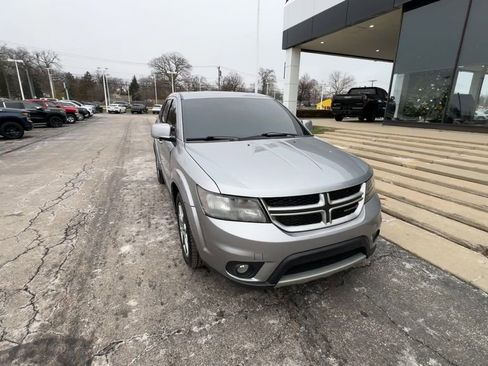 Used 2017 Dodge Journey GT w/ Driver Convenience Group image 2