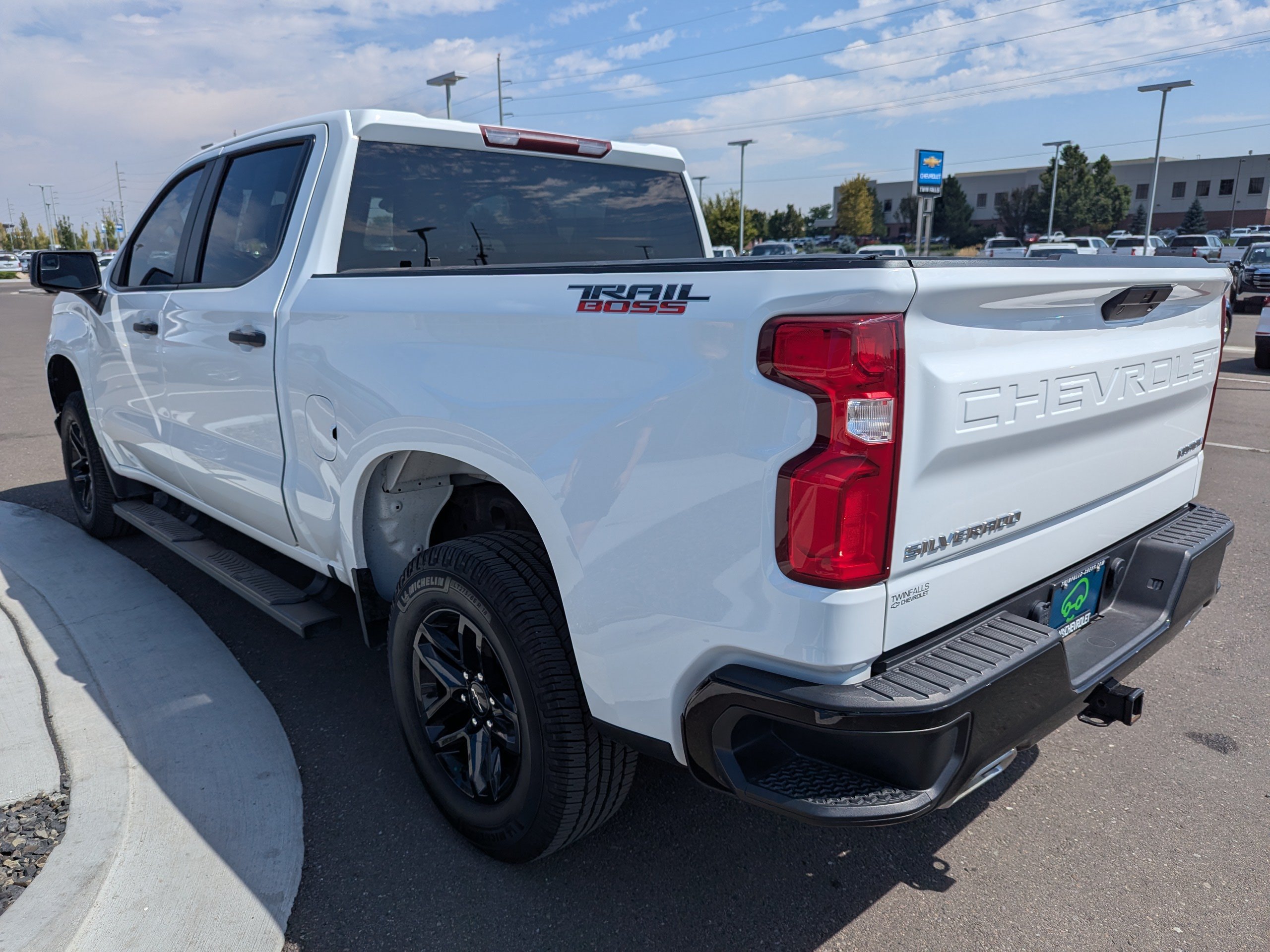 Certified 2021 Chevrolet Silverado 1500 Custom Trail Boss AWD/4WD image 29