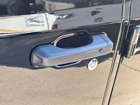 New 2025 Jeep Gladiator Sport image 11