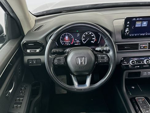 Used 2024 Honda Pilot EX-L image 18
