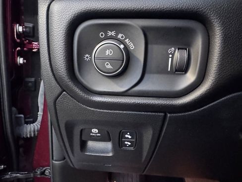 Used 2025 RAM 1500 Big Horn image 34