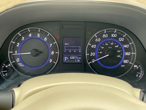 Used 2015 INFINITI QX70 AWD w/ Premium Package image 35