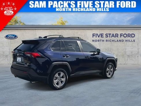 Used 2025 Toyota RAV4 XLE AWD/4WD image 9